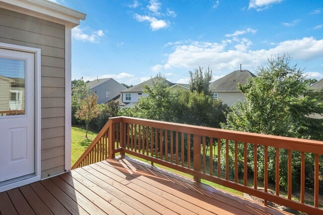 Building Photo - Stunning 4BD, 3BA Cary Home in Prime Locat...