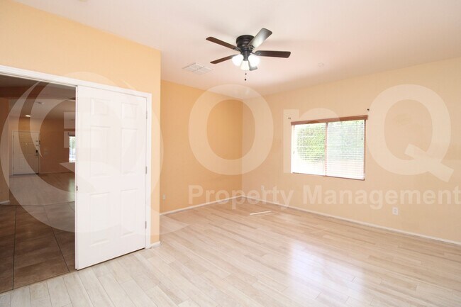Building Photo - 14205 W Mauna Loa Ln