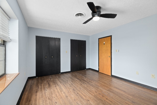 Building Photo - 216 Allison St