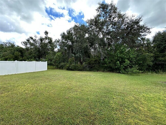Building Photo - 12202 Ledbury Commons Dr