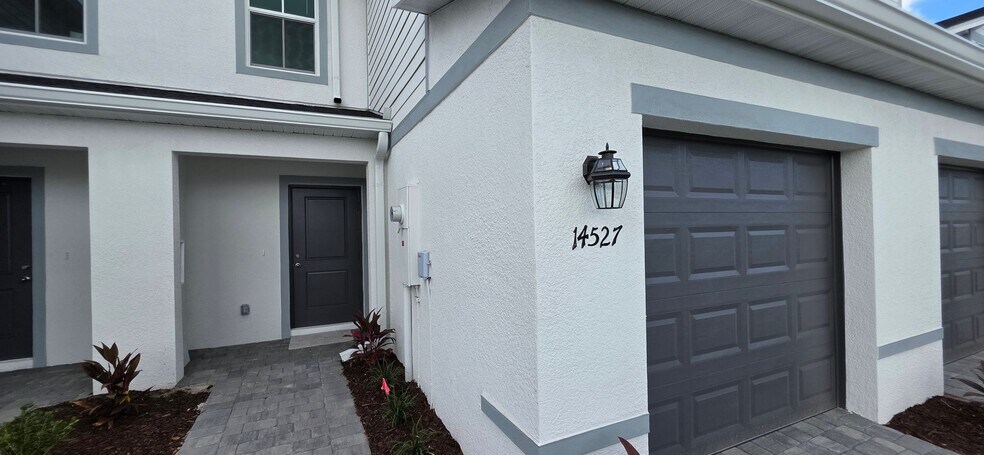 Building Photo - 14332 Lilac Sky Ter