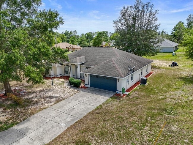 Building Photo - 11490 SW 46th Ave