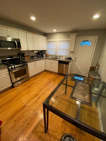 Building Photo - 31 Franklin Ave