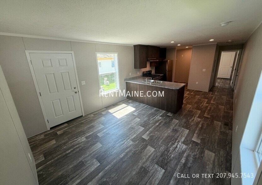 Building Photo - 438 Finson Rd