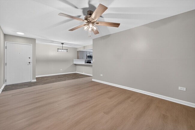 Building Photo - 718 Rodenburg Rd