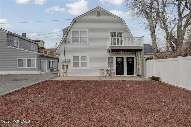 Building Photo - 21 Washington St