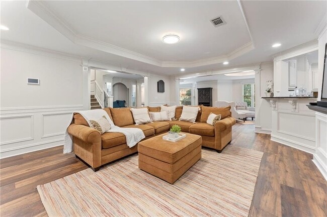 Building Photo - 6005 Oakbury Ln