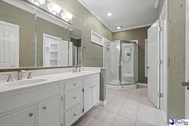 Building Photo - 3406 Sussex Ct
