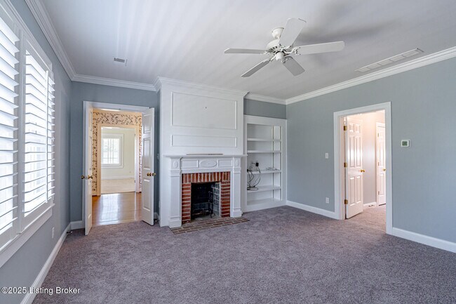Building Photo - 3976 Shelbyville Rd