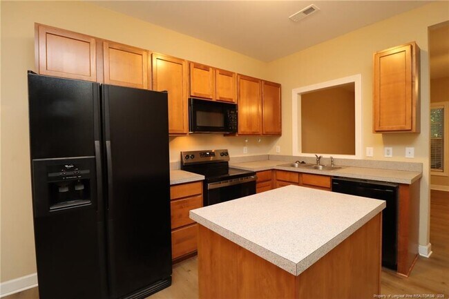Building Photo - 2637 Broad Oaks Pl