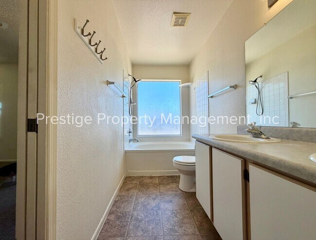 Building Photo - 9660 E Azuma Way