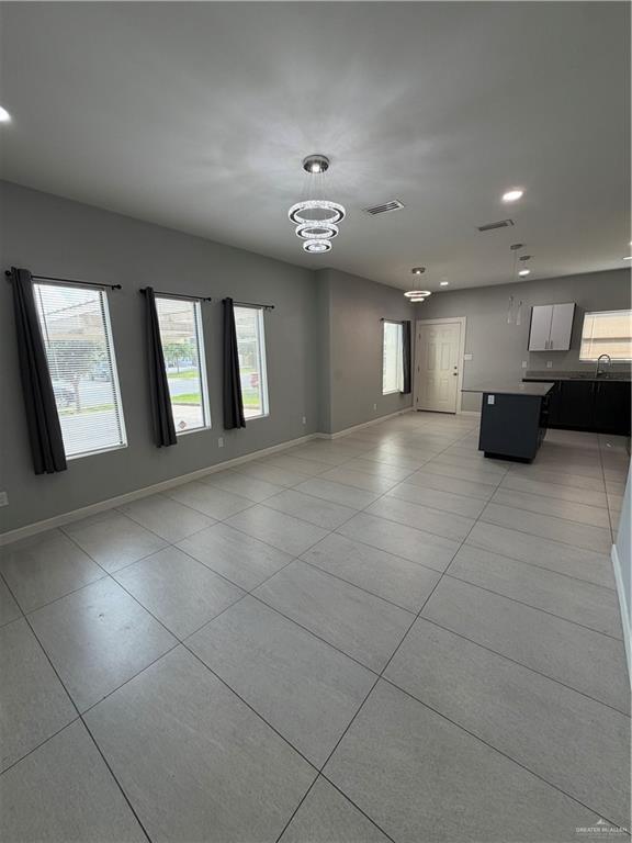 Building Photo - 2022 Summerland Ln