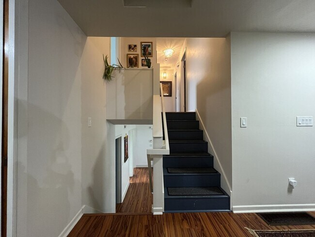 Building Photo - Comfortable Living in Bethany with Two Separate Units, Expansive 0.45-Acre Lot & Versatile Detach...