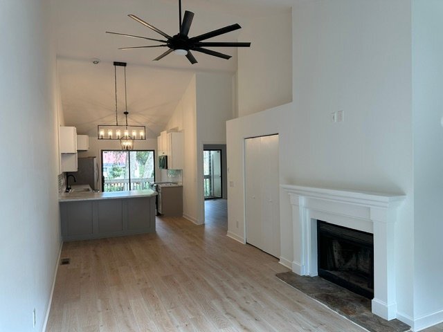 Building Photo - 205 Tabor View Ln