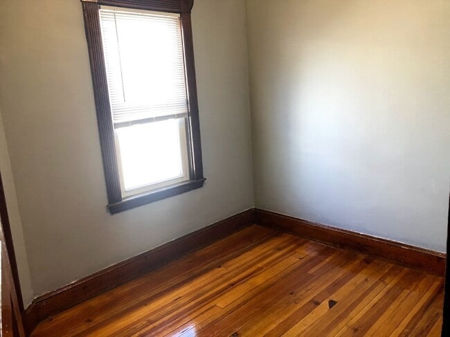 Building Photo - 28 Litchfield St