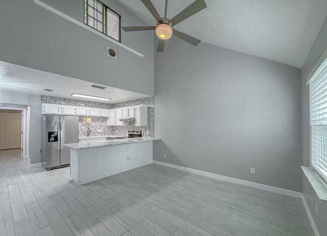 Building Photo - MODERN! Walk to FSU 2/2 w/ Marble Counters, Stainless Steel Appliances, & Privacy Fenced Yard! Av...