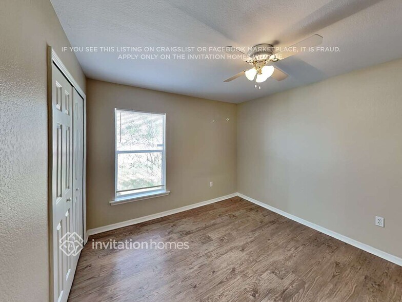 Building Photo - 1437 Bluff Loop