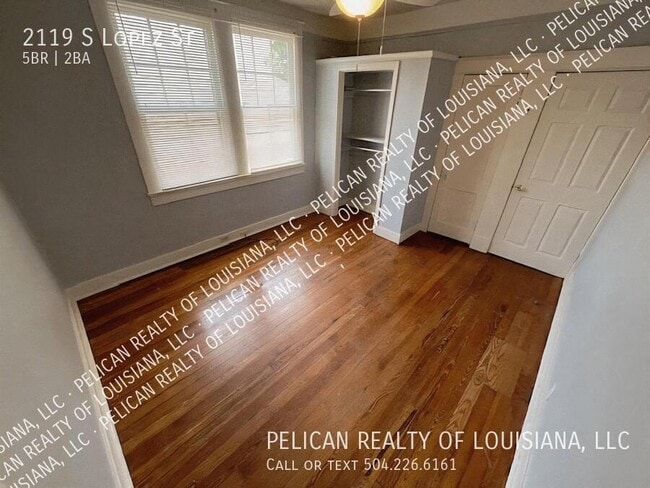 Building Photo - 2119 S Lopez St