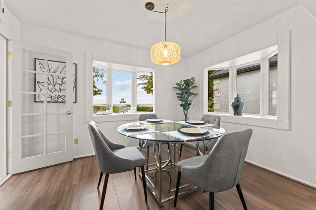 Building Photo - Fully Furnished Luxury Estate in Boise's Lower Highlands