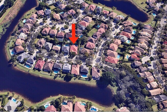 Building Photo - 1618 Royal Grove Way