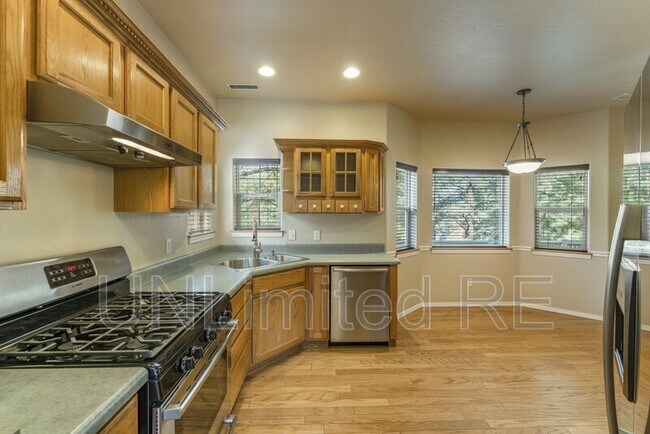 Building Photo - 3787 S Wild West Trail
