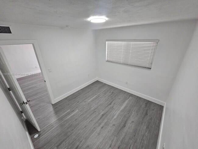 Building Photo - 1020 Opa-locka Blvd