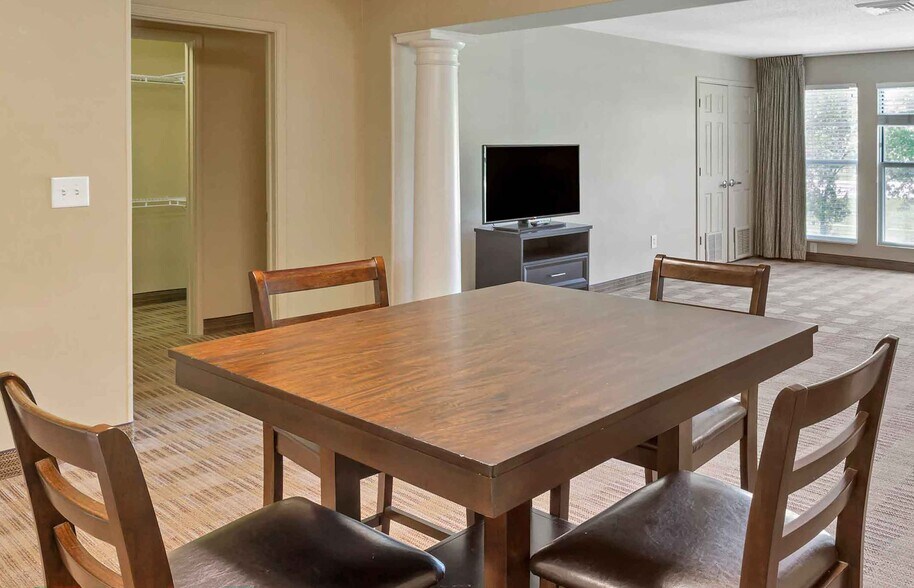 Building Photo - Furnished Studio-North Chesterfield - Arboretum