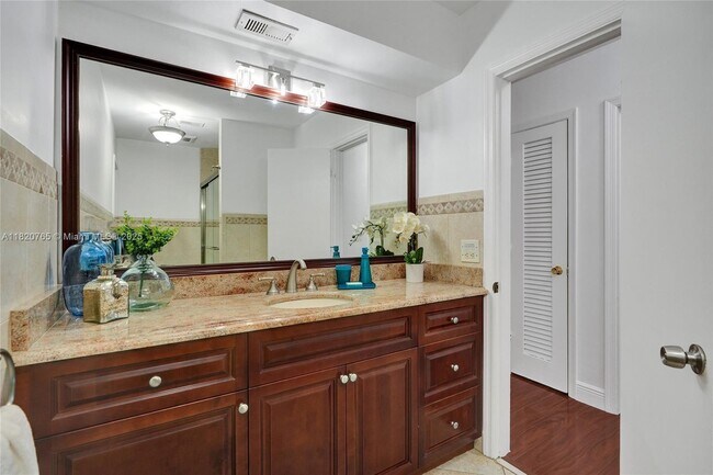 Building Photo - 7360 SW 120th St