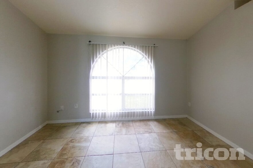 Building Photo - 400 Cocoa Ct