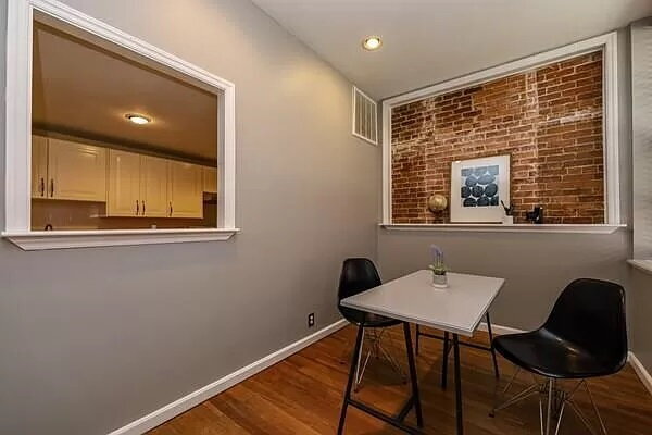 Building Photo - Prime Quincy Location! Beautiful 1BR Near Wollaston Red Line