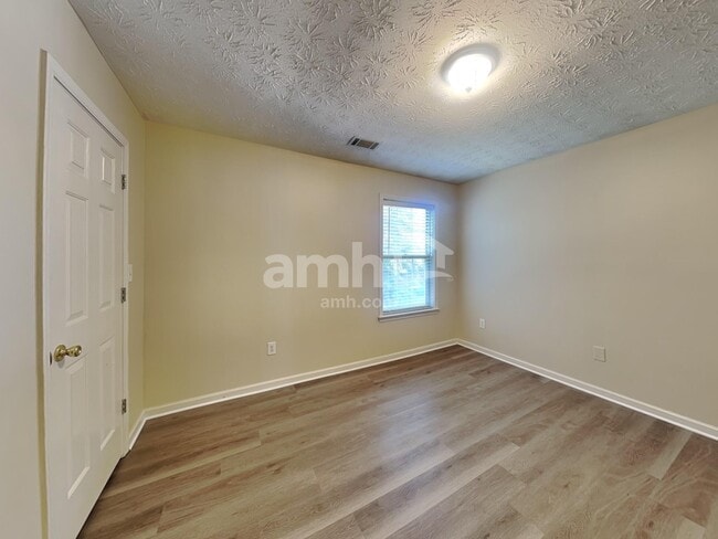 Building Photo - 5390 Spotted Fawn Ct