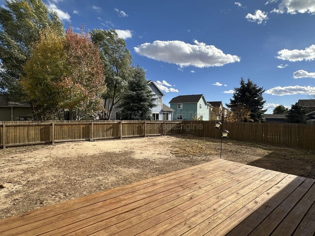 Building Photo - 6243 Riverdale Dr