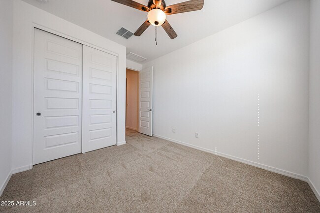 Building Photo - 25148 N 172nd Dr