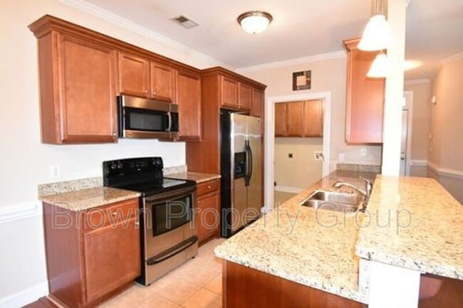 Building Photo - 1912 Harcourt Cir