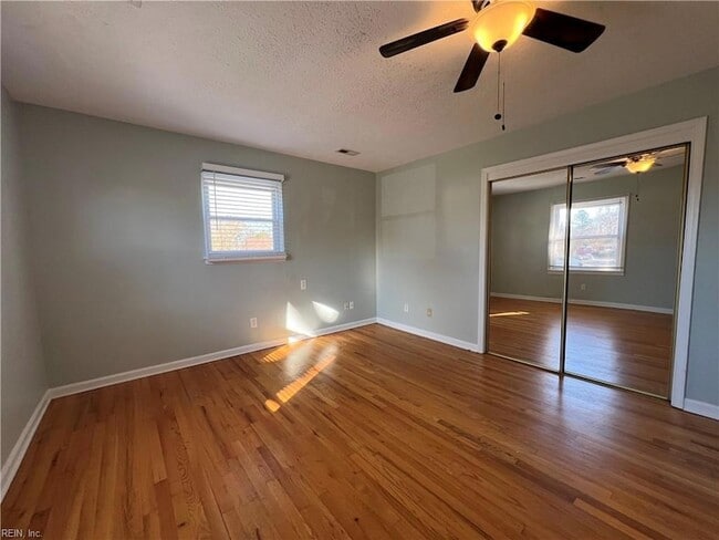 Building Photo - 424 Old Forge Ct