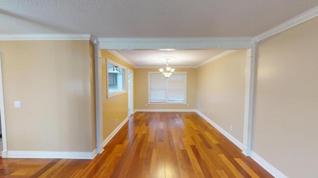 Building Photo - 110 Oakland Dr