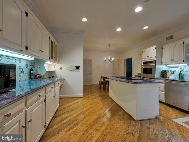 Building Photo - 6513 Kenhill Rd