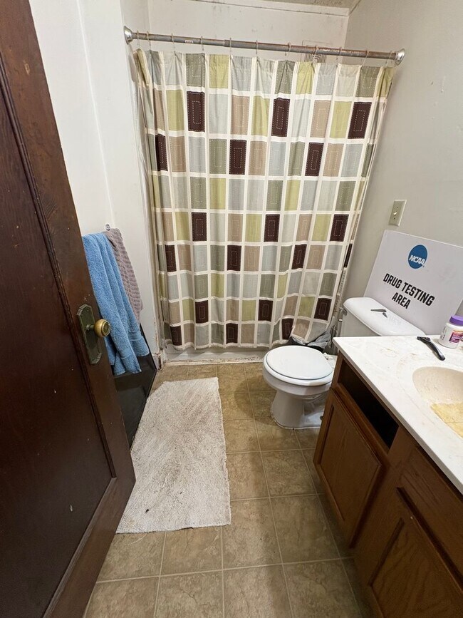 Building Photo - SE - Main &amp; 23rd St N