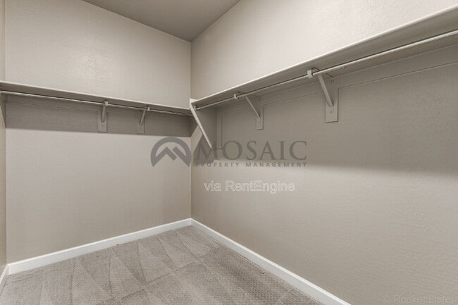 Building Photo - 12116 W Wier Ave