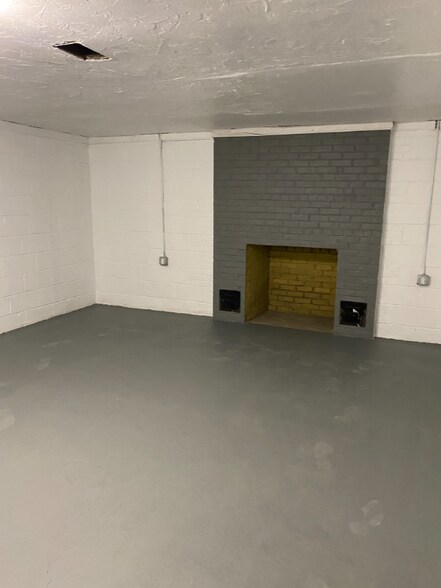 Building Photo - 20730 Patterson Pkwy