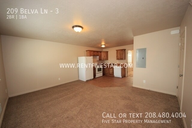 Building Photo - 209 Belva Ln