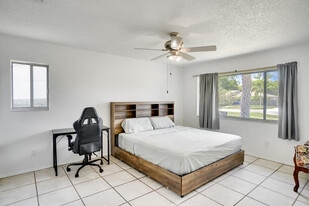 Building Photo - 8724 Tall Pine Ln