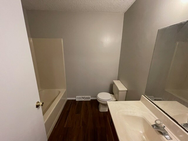 Building Photo - 1457 Karl Dr