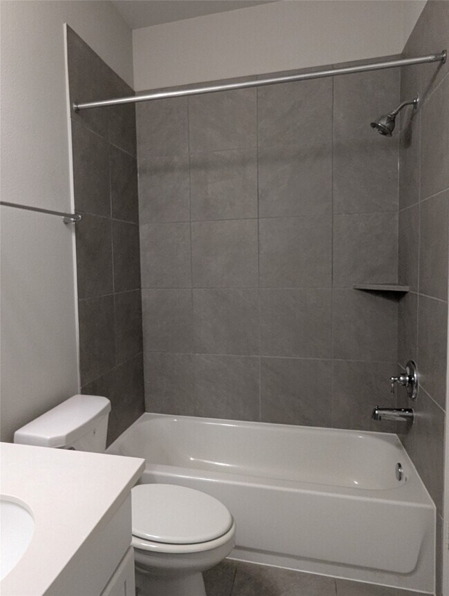 Building Photo - 4431 Stone Ridge Ln