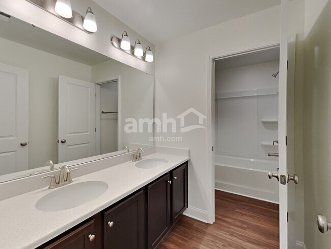 Building Photo - 2200 Brook Enclave Trail
