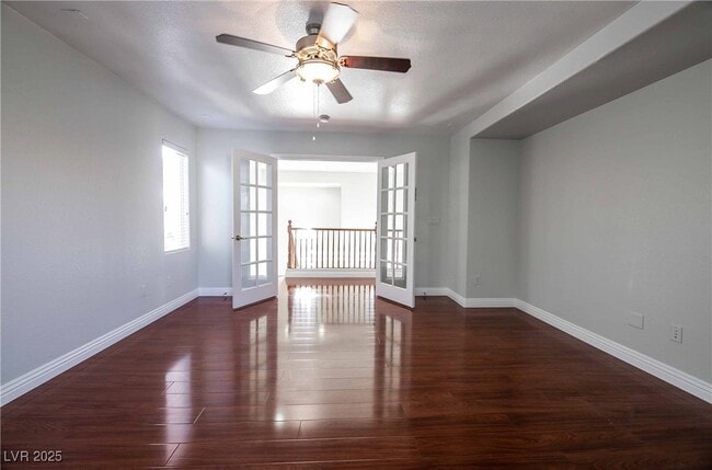 Building Photo - 2219 Summer Home St