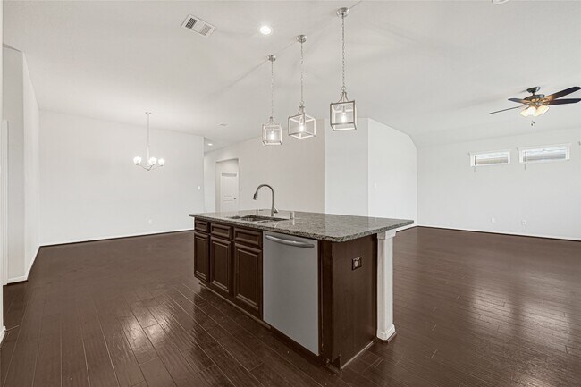 Building Photo - 4619 Grigio Pines Dr