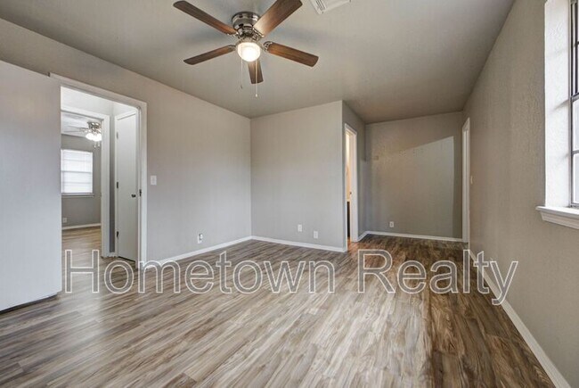 Building Photo - 8075 NW 23rd St