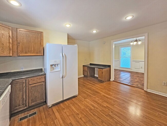 Building Photo - COMING: Spacious East Cobb Cape Cod with Main-Level Primary Suite & 3-Car Garage