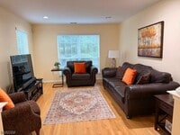 Building Photo - 63 Dorchester Dr